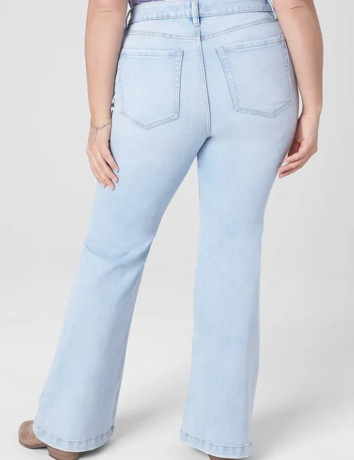 Wide Leg & Flare Jeans^Lane Bryant Curvy Fit Body Icon Flare Jean Light Denim
