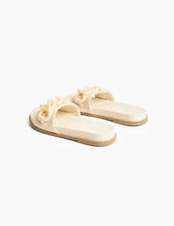 Sandals & Espadrilles^Lane Bryant Dream Cloud Chain Slide White