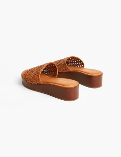 Sandals & Espadrilles^Lane Bryant Dream Cloud Crochet Wood Platform Slide Palomino Tan