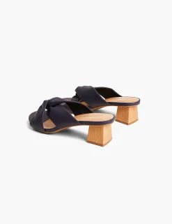 Sandals & Espadrilles^Lane Bryant Dream Cloud Cross-Front Low Block Heel New Navy