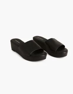Sandals & Espadrilles^Lane Bryant Dream Cloud Platform Slide Black