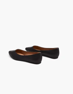 Flats & Sneakers^Lane Bryant Dream Cloud Pointed-Toe Flat Black